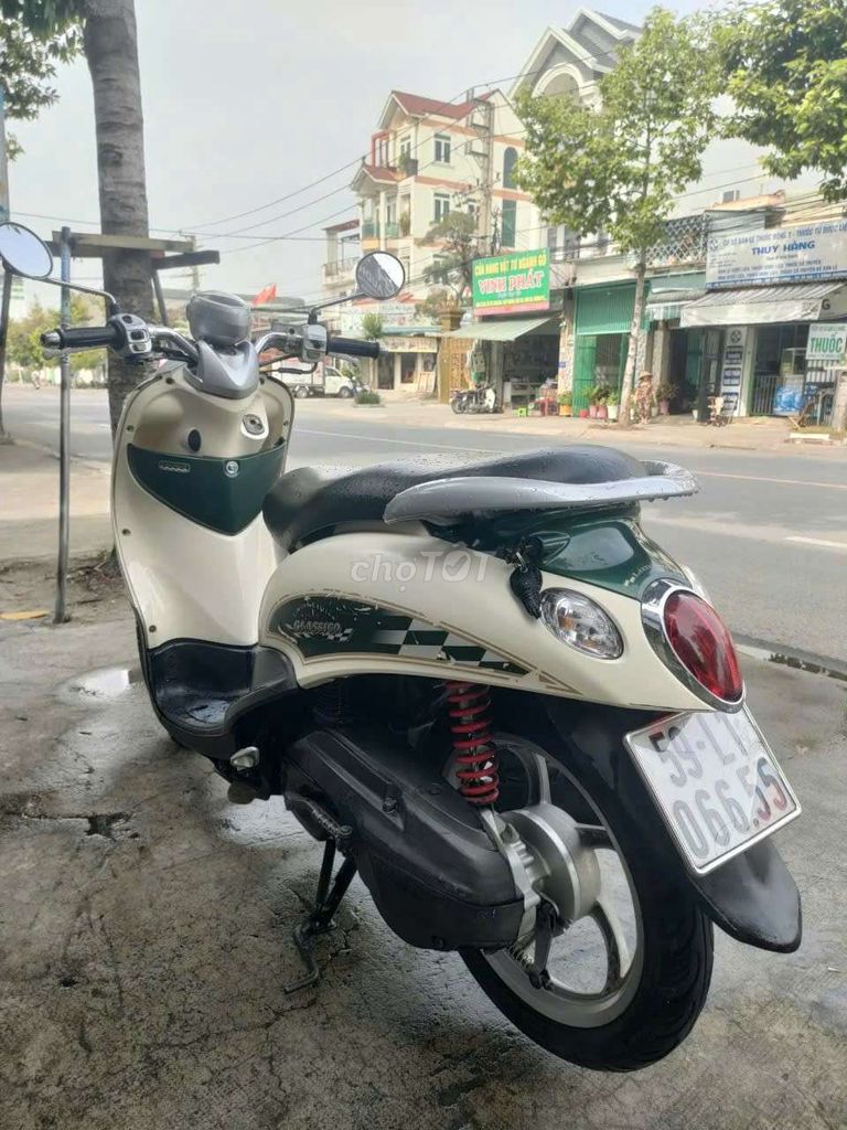 Mio clasico Thái xe đẹp máy rin chất êm ru. Mua bán Xe máy tại Thành phố Dĩ An Bình Dương được đăng bởi Cửa hàng xe máy Anh Khoa  hình 3