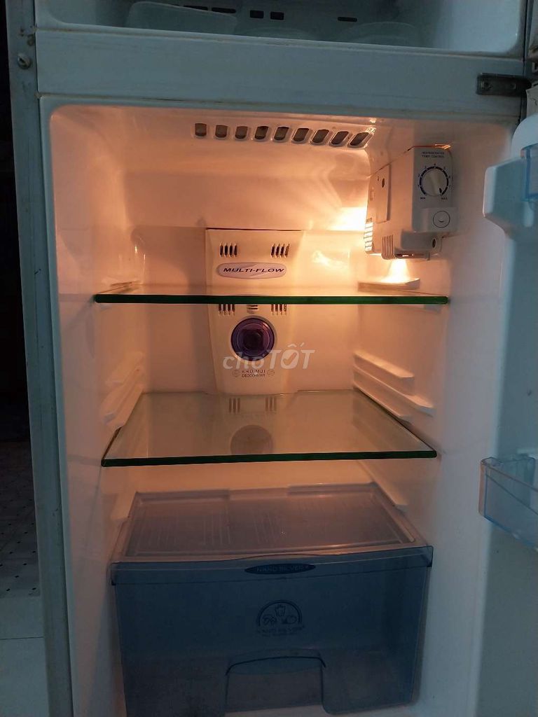 Xác tủ lạnh