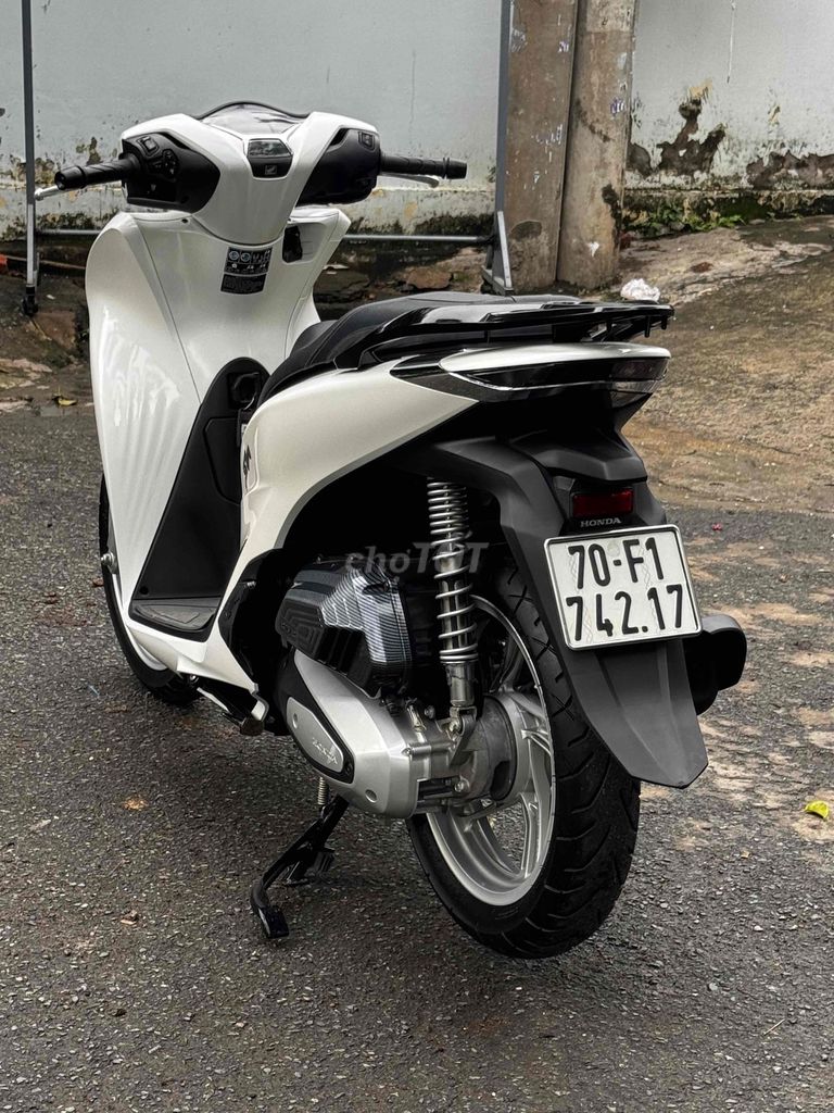 Honda SH 125i 2025 Trắng đẹp leng keng