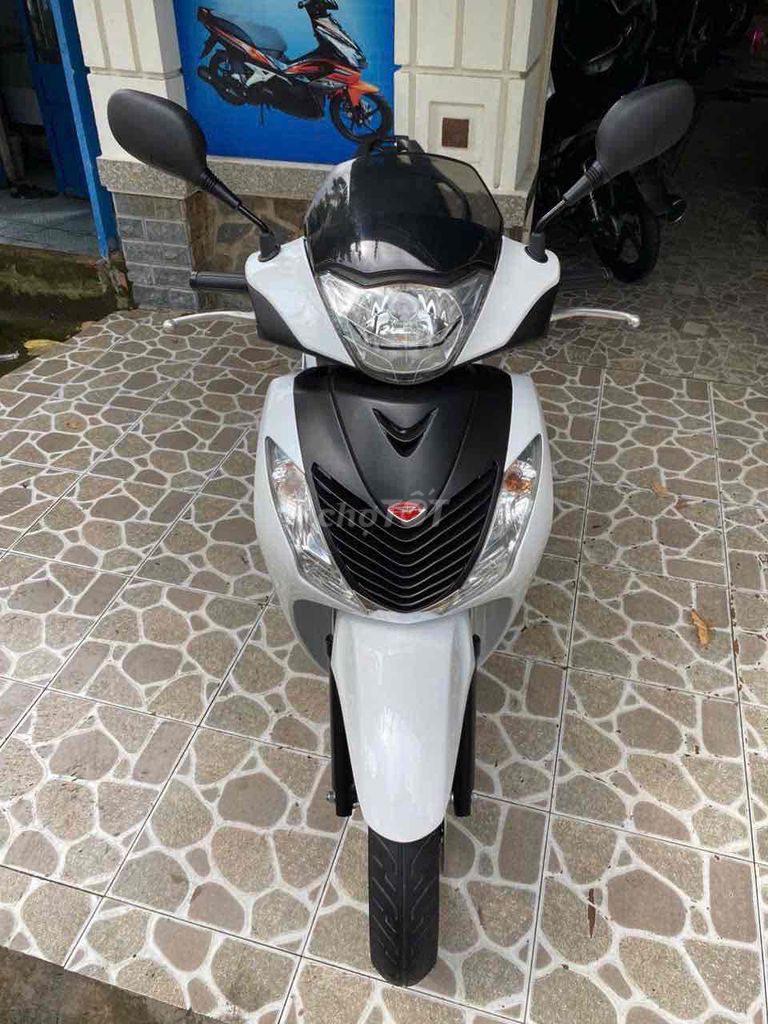 sh ý 150 đầu 109 trắng. Mua bán Xe máy tại Quận Bình Thuỷ Cần Thơ được đăng bởi vũ hình 1