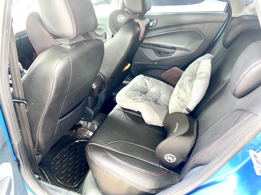Ford Fiesta 2011 xe chính chủ bán. Mua bán Ô tô tại Thành phố Thủ Đức Tp Hồ Chí Minh được đăng bởi Nguyễn Thanh Tuyền hình 6