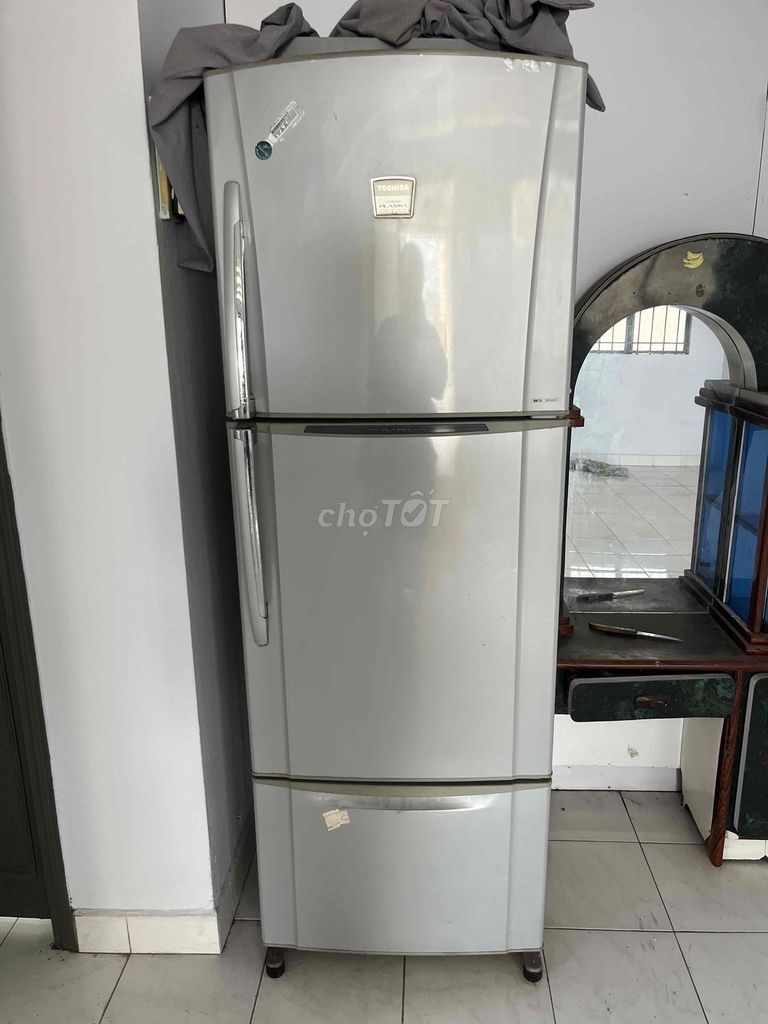 Tủ lạnh Toshiba GR-H35VTV Xám. Mua bán Tủ lạnh tại Quận Bình Thạnh Tp Hồ Chí Minh được đăng bởi Thanh Ngân  hình 1