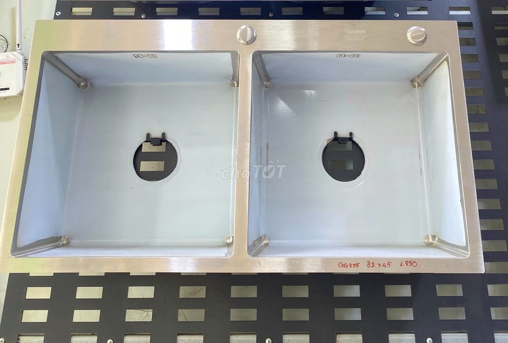 Chậu rửa chén Inox đúc 2 hộc ( tặng vòi chén lạnh). Mua bán Thiết bị vệ sinh, nhà tắm tại Thành phố Mỹ Tho Tiền Giang được đăng bởi Huy Trần hình 1