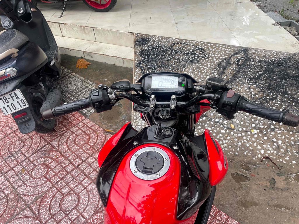 Suzuki Gsx s150 biển số 63 Full thông tin chủ. Mua bán Xe máy tại Huyện Bình Chánh Tp Hồ Chí Minh được đăng bởi Phong Vũ hình 2