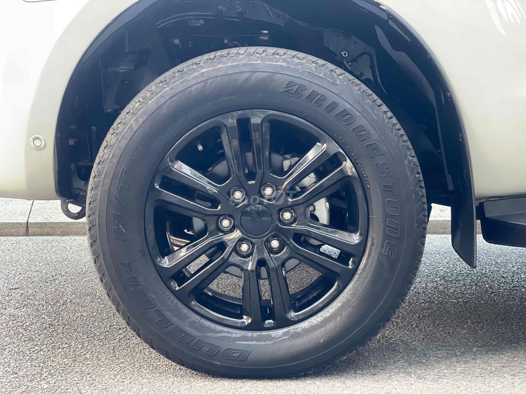 Ford Ranger Wildtrak moden 2021 Trắng 27000 km. Mua bán Ô tô tại Quận Nam Từ Liêm Hà Nội được đăng bởi Thanh Kiệm hình 12