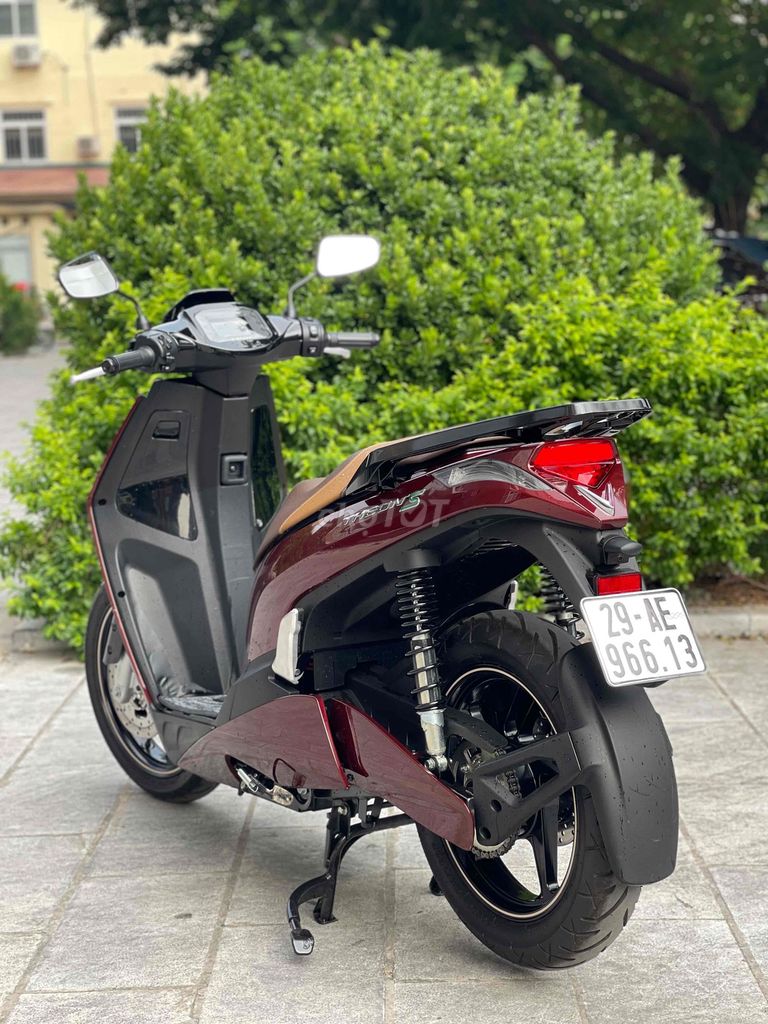 Vinfast Theon S 2026 Đỏ 300km