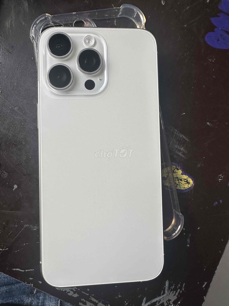 Apple iPhone 15 Pro Max Trắng. Mua bán Điện thoại tại Thành phố Huế Thừa Thiên Huế được đăng bởi nguyễn văn huy hình 1