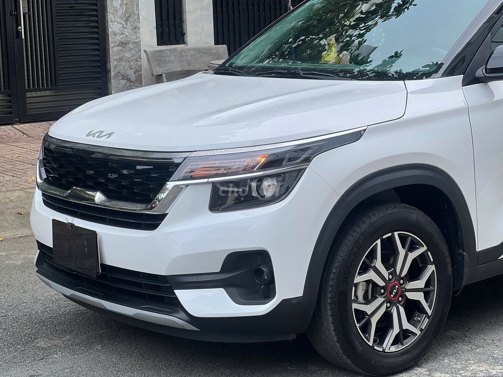 Kia Seltos Luxury 1.4 AT 2023 - 25999 km. Mua bán Ô tô tại Thành phố Thủ Dầu Một Bình Dương được đăng bởi trần thị khánh huyền  hình 2
