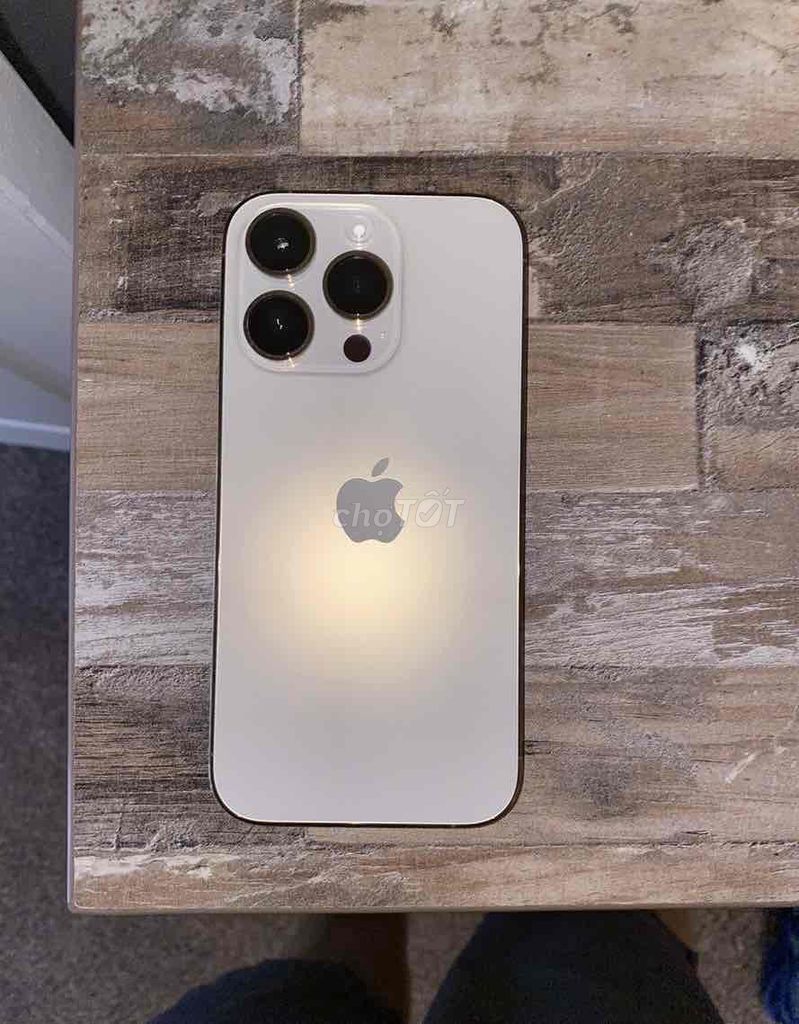iPhone 14 Pro 128GB Gold Quốc Tế Mỹ. Mua bán Điện thoại tại Thành phố Long Xuyên An Giang được đăng bởi Phi Thòn hình 1