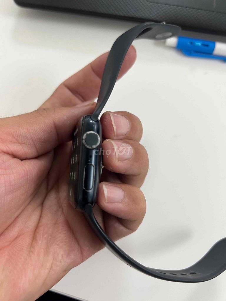 Apple Watch SE2 Xanh đen có gluu đho. Mua bán Thiết bị đeo thông minh tại Quận Sơn Trà Đà Nẵng được đăng bởi Cá Voi hình 1