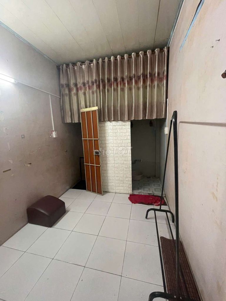 MẶT TIỀN KINH DOANH SẦM UẤT NGUYỄN THÁI BÌNH CHỈ 9 TR