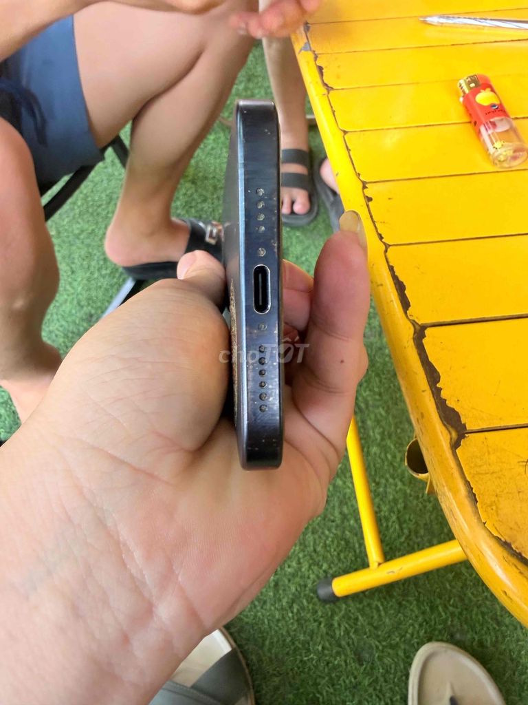 cần bán 15 pro max tình trạng như hình.. Mua bán Điện thoại tại Quận Liên Chiểu Đà Nẵng được đăng bởi Nguyen Quang Khang  hình 1
