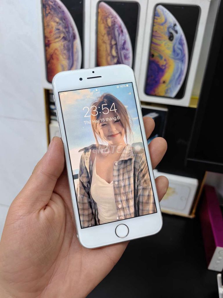 Apple iPhone 8 64GB Trắng Đã sử dụng. Mua bán Điện thoại tại Huyện Krông Năng Đắk Lắk được đăng bởi Oanh hình 1