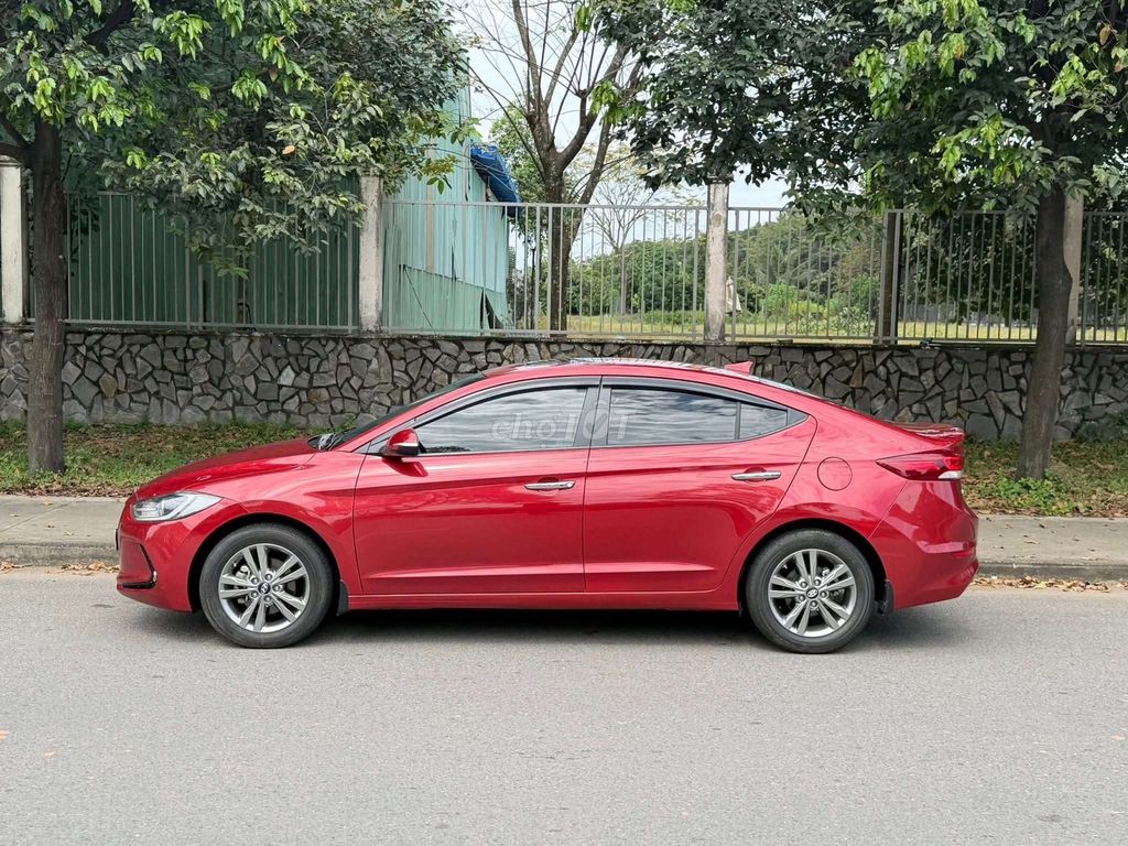 Bán xe ELANTRA số tự động cọp rất đẹp. Mua bán Ô tô tại Thành phố Buôn Ma Thuột Đắk Lắk được đăng bởi Phúc Thiện hình 5