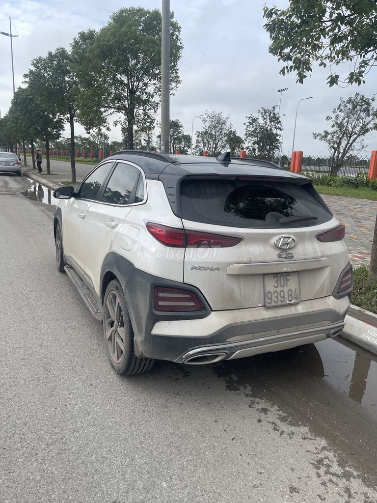 Hyundai Kona 2019 1.6 Turbo - 9999 km. Mua bán Ô tô tại Quận Hà Đông Hà Nội được đăng bởi Nguyen Van Vu hình 3