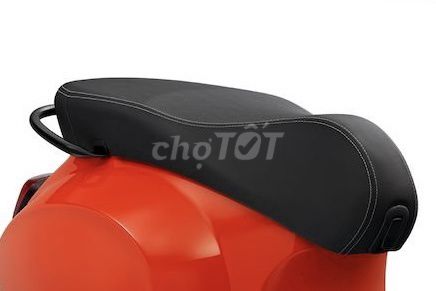 Yên xe máy Piaggio Vespa Primavera/Sprint Da Đen. Mua bán Phụ tùng xe tại Quận Tây Hồ Hà Nội được đăng bởi Ha Nguyen hình 1