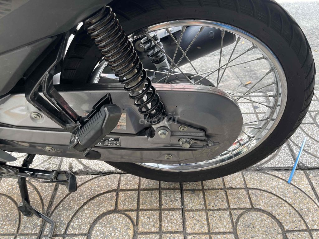 Yamaha Sirius 10.2023 biển số TP chính chủ. Mua bán Xe máy tại Quận 3 Tp Hồ Chí Minh được đăng bởi Trần văn trưởng hình 6