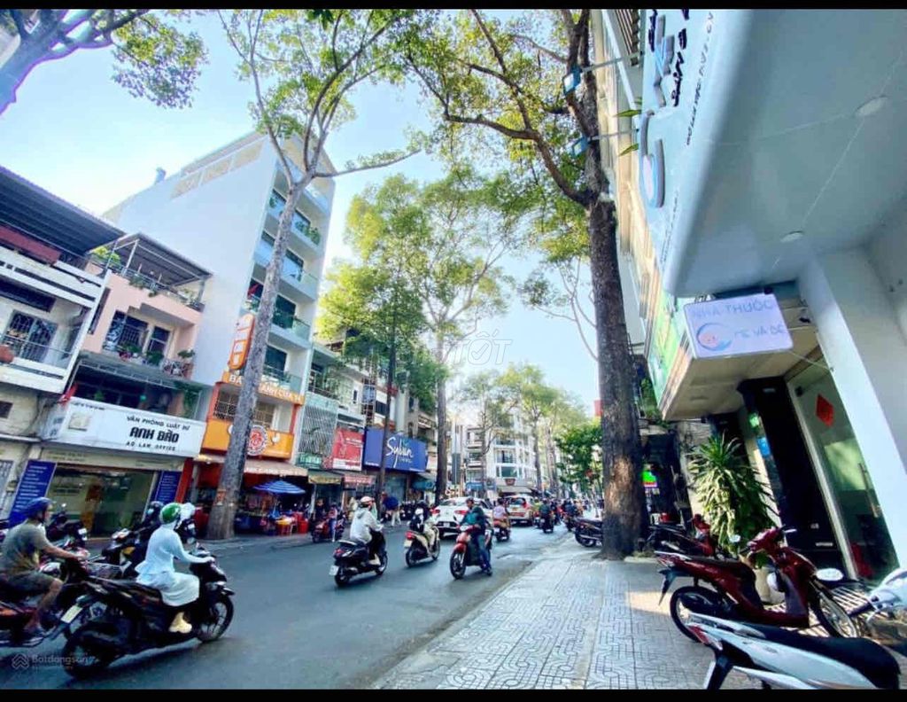 Аренда · 2 комн. · 40 м² · Quận 5, ул. Đường Trần Phú