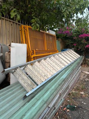 cầu thang sắt kẽm 4m dày 2 li. Mua bán Nội thất, đồ gia dụng khác tại Quận 7 Tp Hồ Chí Minh được đăng bởi Quang