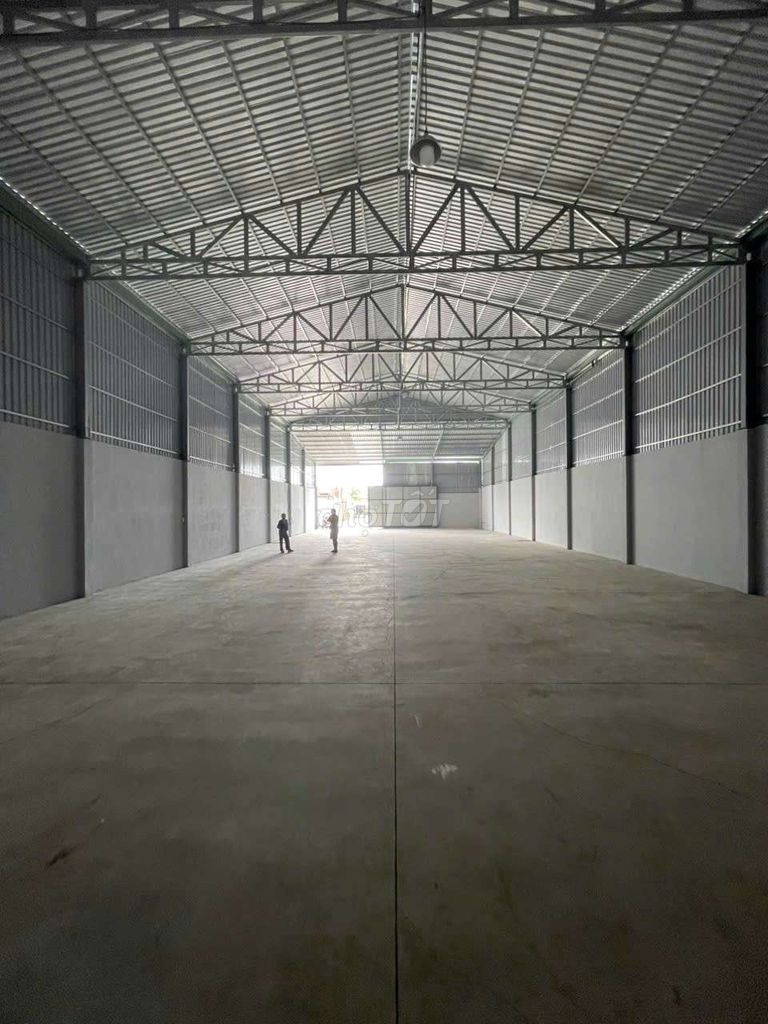 xưởng cho thuê Xuân Thới thượng hóc môn giá 27 tr