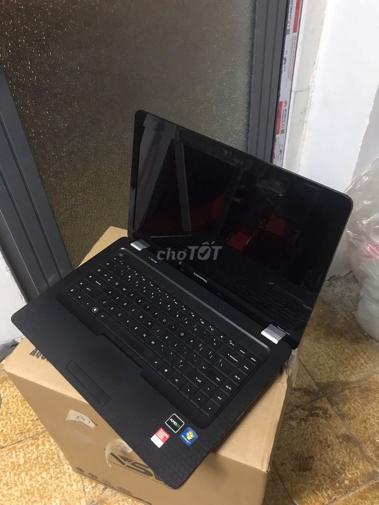 Laptop sinh viên 990k. Mua bán Laptop tại Quận 3 Tp Hồ Chí Minh được đăng bởi Phát Liên hình 1