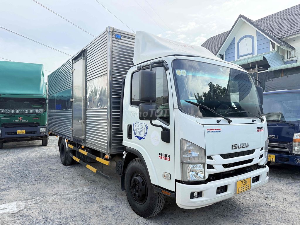 Bán Isuzu NQR 550 đời 2022 - tải 4t995 - thùng kín. Mua bán Xe tải, xe ben tại Thành phố Thủ Đức Tp Hồ Chí Minh được đăng bởi Phúc Nguyễn hình 2