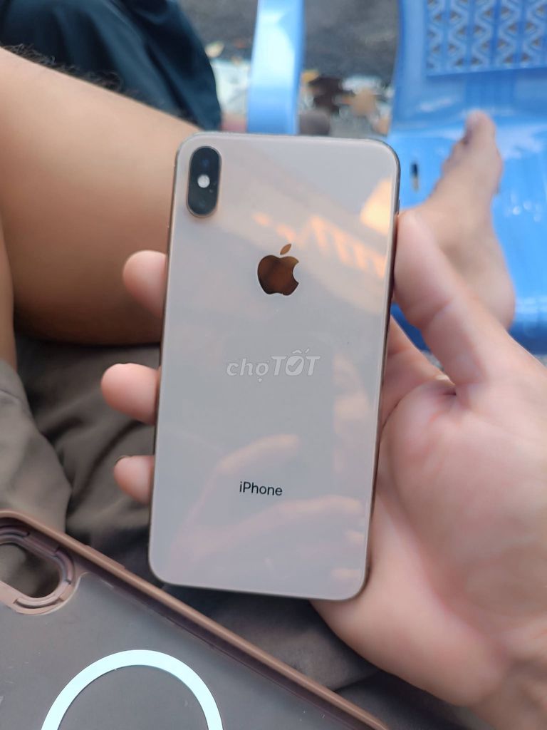 iPhone XS Max 64GB Vàng Đồng Màn zin. Mua bán Điện thoại tại Quận 12 Tp Hồ Chí Minh được đăng bởi Hội Đồ Điện Tử hình 1