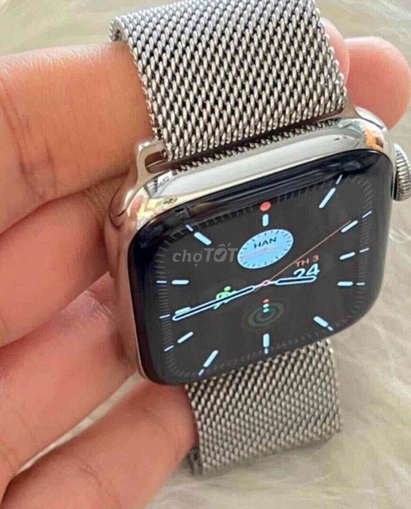 bán đh apple watch sr5/44 Thép trắng likenew zin a