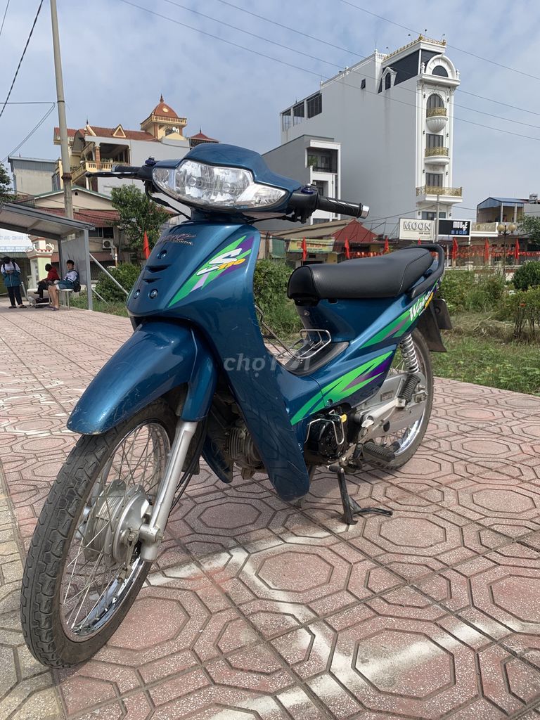 Xe Wave đời 2002 xanh dương dân chơi. Mua bán Xe máy tại Huyện Thanh Oai Hà Nội được đăng bởi Nguyễn Chính Thủy hình 2