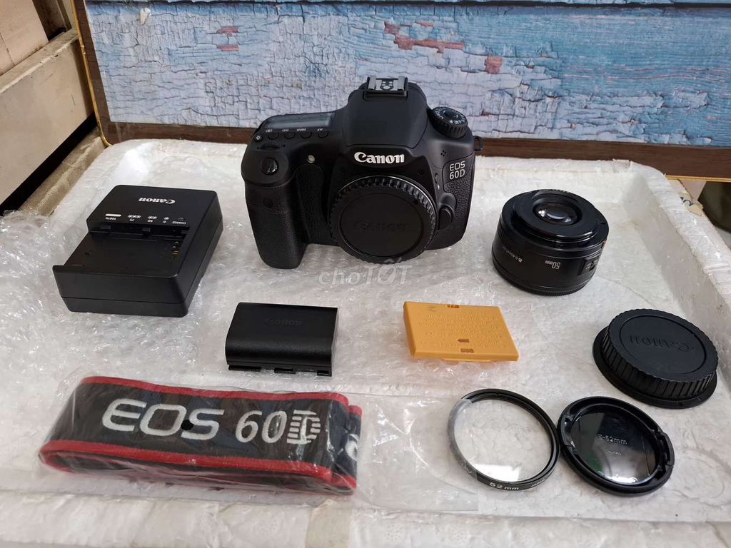 Máy ảnh Canon EOS 60D ống kính 50f1.8ii. Mua bán Máy ảnh, Máy quay tại Quận 1 Tp Hồ Chí Minh được đăng bởi PG hình 1