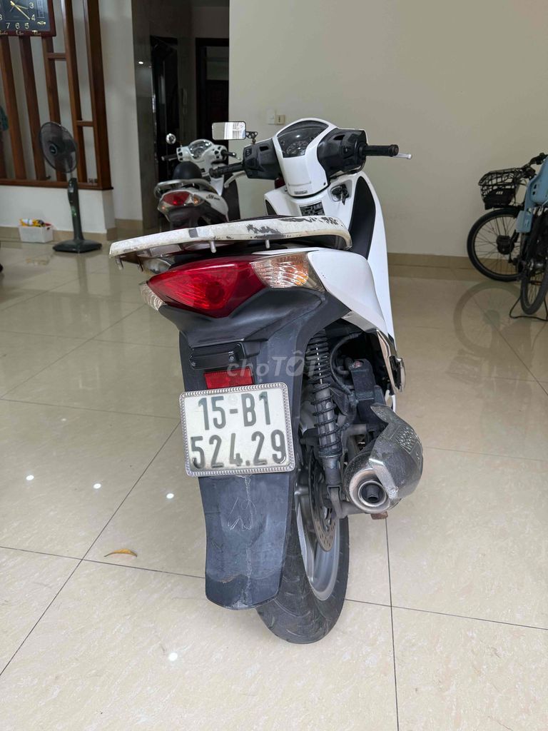 Honda SH 125 2012 Белый 97033 км