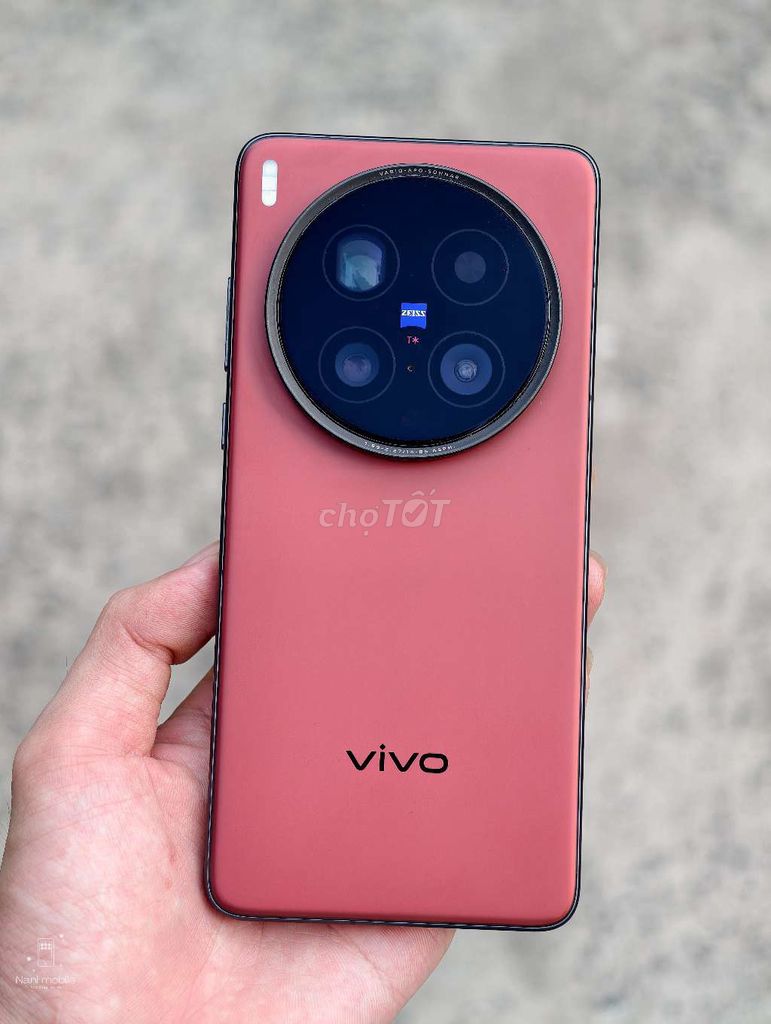 Vivo X200 Ultra Đỏ  16/512 fulbox đầy đủ phụ kiện . Mua bán Điện thoại tại Thành phố Thủ Đức Tp Hồ Chí Minh được đăng bởi NANI MOBILE hình 1