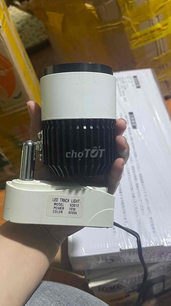 Đèn LED rọi ray CD012. Mua bán Đèn tại Huyện Bình Chánh Tp Hồ Chí Minh được đăng bởi Thu Yumi hình 1