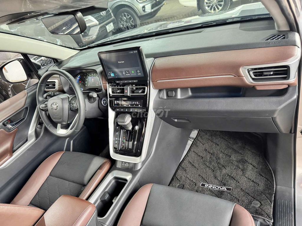 TOYOTA INNOVA CROSS HYBRID. Mua bán Ô tô tại Thành phố Thủ Đức Tp Hồ Chí Minh được đăng bởi Ms Hiệp  hình 17