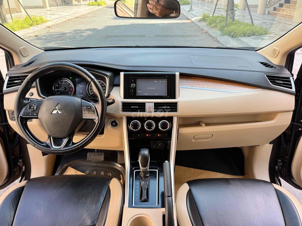 Mitsubishi Xpander AT 2019 mới về. Mua bán Ô tô tại Thành phố Thủ Đức Tp Hồ Chí Minh được đăng bởi Hoà Xe Cũ hình 13