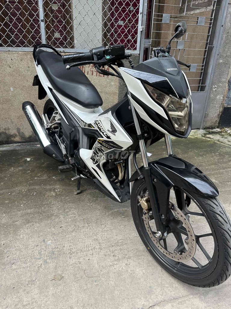 Sonic 2021 trắng đen rất đẹp. BSTP cavet đầy đủ. Mua bán Xe máy tại Quận Bình Thạnh Tp Hồ Chí Minh được đăng bởi Lê Nhân hình 1