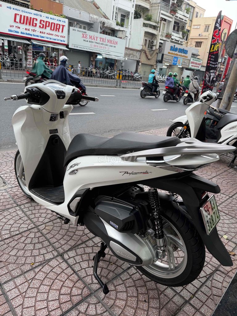 Honda SH350i 2022 Белый 1000км