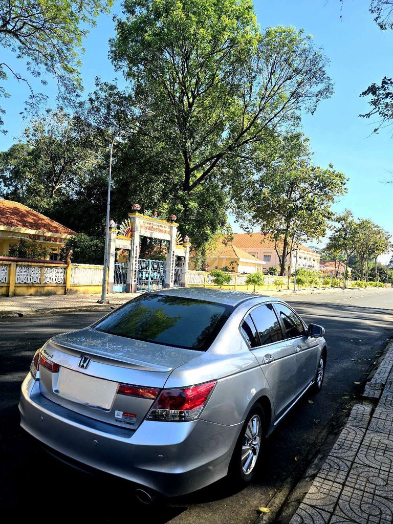 HONDA ACCORD 2009 ĐÀI LOAN 2.0 DKLD 2010. Mua bán Ô tô tại Huyện Hòa Thành Tây Ninh được đăng bởi Neverdier hình 3