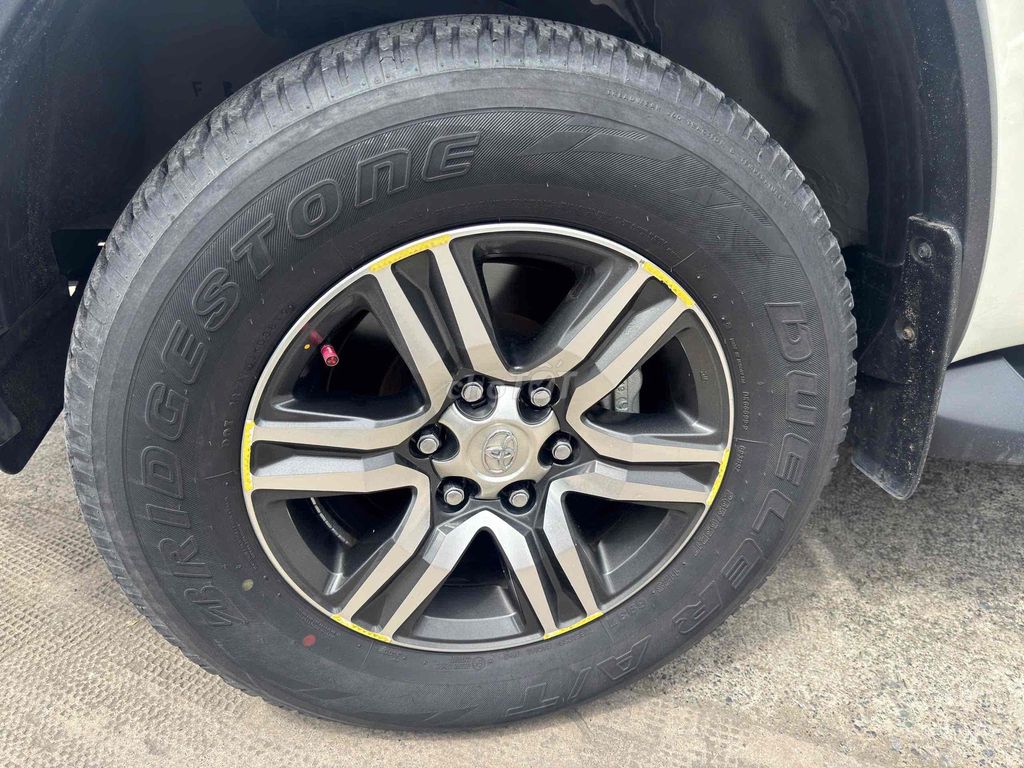 Fortuner 2019 2.4G 4x2 AT - 58,000km. Mua bán Ô tô tại Quận Gò Vấp Tp Hồ Chí Minh được đăng bởi Lộc Xe Cũ Toyota Đông Sài Gòn Nguyễn Văn Lượng hình 11