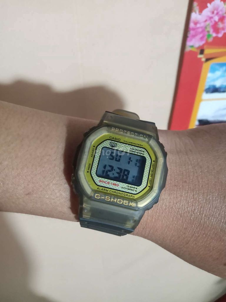 Casio xách tay về DW-5035E chính hãng rất đẹp