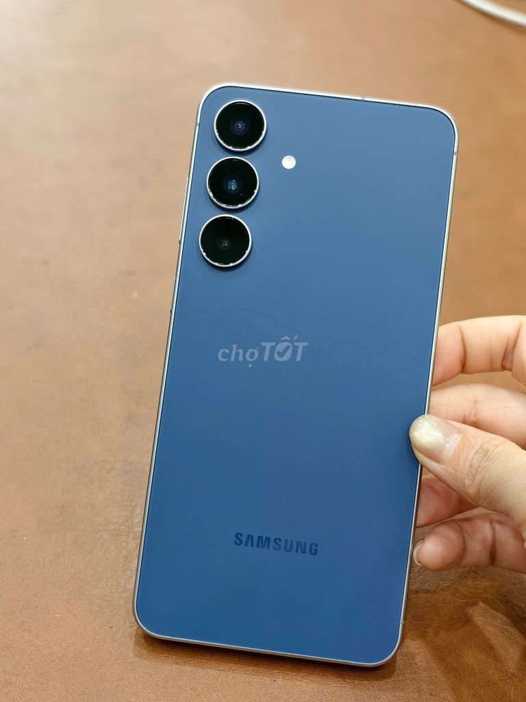 Samsung Galaxy S25 Fe 128gb màu Xanh bh đến T1-28. Mua bán Điện thoại tại Quận Đống Đa Hà Nội được đăng bởi Hn Store hình 1