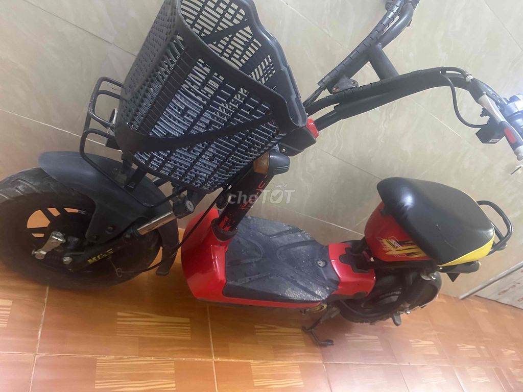 xe đạp điện học sinh ( mới bảo duõng đẹp lắm ). Mua bán Xe điện tại Quận Hà Đông Hà Nội được đăng bởi a nam  hình 2