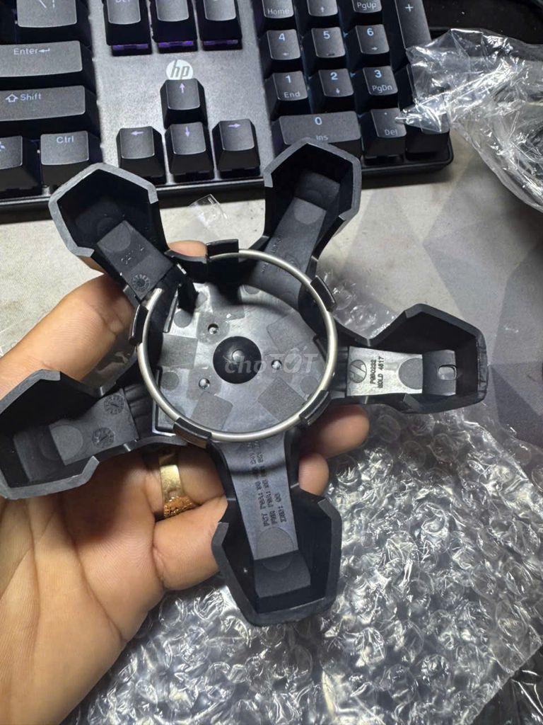 ỐP LOGO  Peugeot CHÍNH HÃNG 4008/5008 P308/408/508. Mua bán Phụ tùng xe tại Thành phố Dĩ An Bình Dương được đăng bởi hàng mới thanh lý 1 nữa giá hình 5