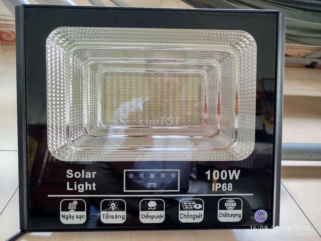 Đèn pha NLMT 100W siêu sáng 12-14h. Mua bán Đèn tại Thành phố Tân An Long An được đăng bởi TBCN Bình Tâm hình 1