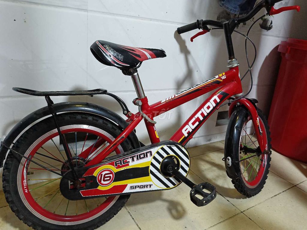 Xe đạp trẻ em 16 inch màu đỏ. Mua bán Xe đạp tại Huyện Bình Chánh Tp Hồ Chí Minh được đăng bởi Nguyễn Ngọc Trân hình 2