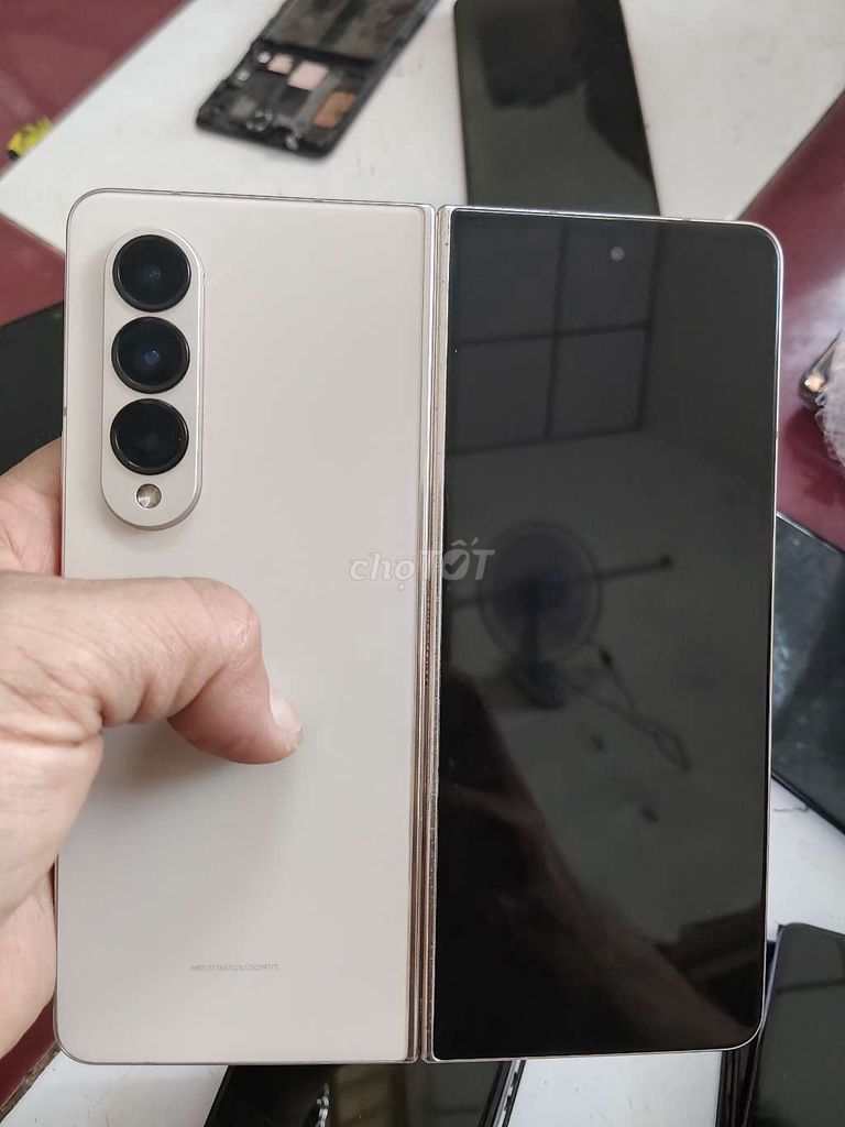 Samsung Galaxy Z Fold 4 256GB Kem. Mua bán Điện thoại tại Quận Tân Phú Tp Hồ Chí Minh được đăng bởi minh hình 1