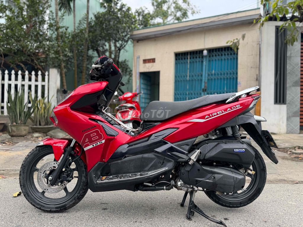 Honda Air Blade 4 val 2024 B.số 43 Đưa trc 12tr ok