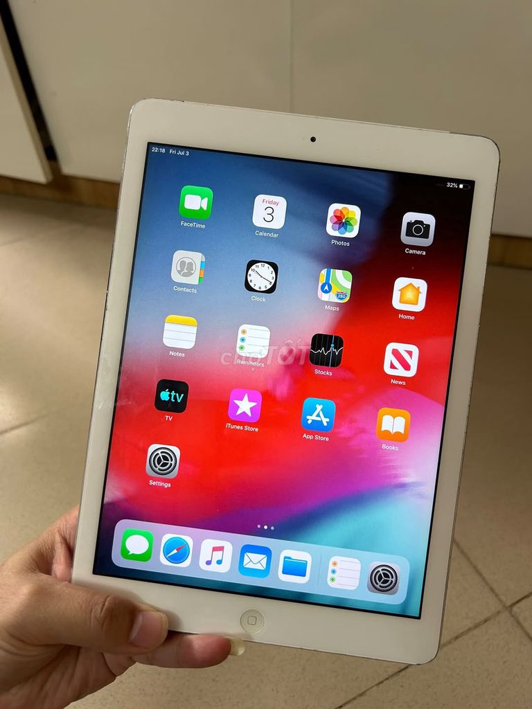 Apple iPad Air 32GB Trắng Đã sử dụng. Mua bán Máy tính bảng tại Quận Ba Đình Hà Nội được đăng bởi Hội Đồ Điện Tử hình 1