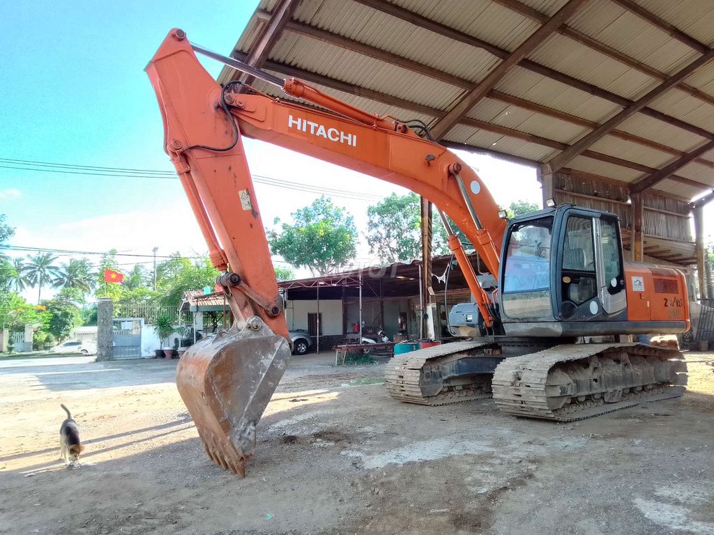 Máy ủi Komatsu D50 16 , hitachi 200. Mua bán Phương tiện khác tại Huyện Hòa Vang Đà Nẵng được đăng bởi Trần Anh hình 1
