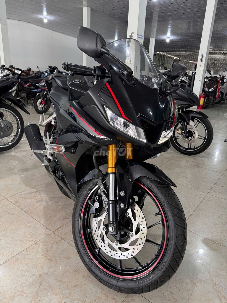 Yamaha R15 2018 odo 6000km